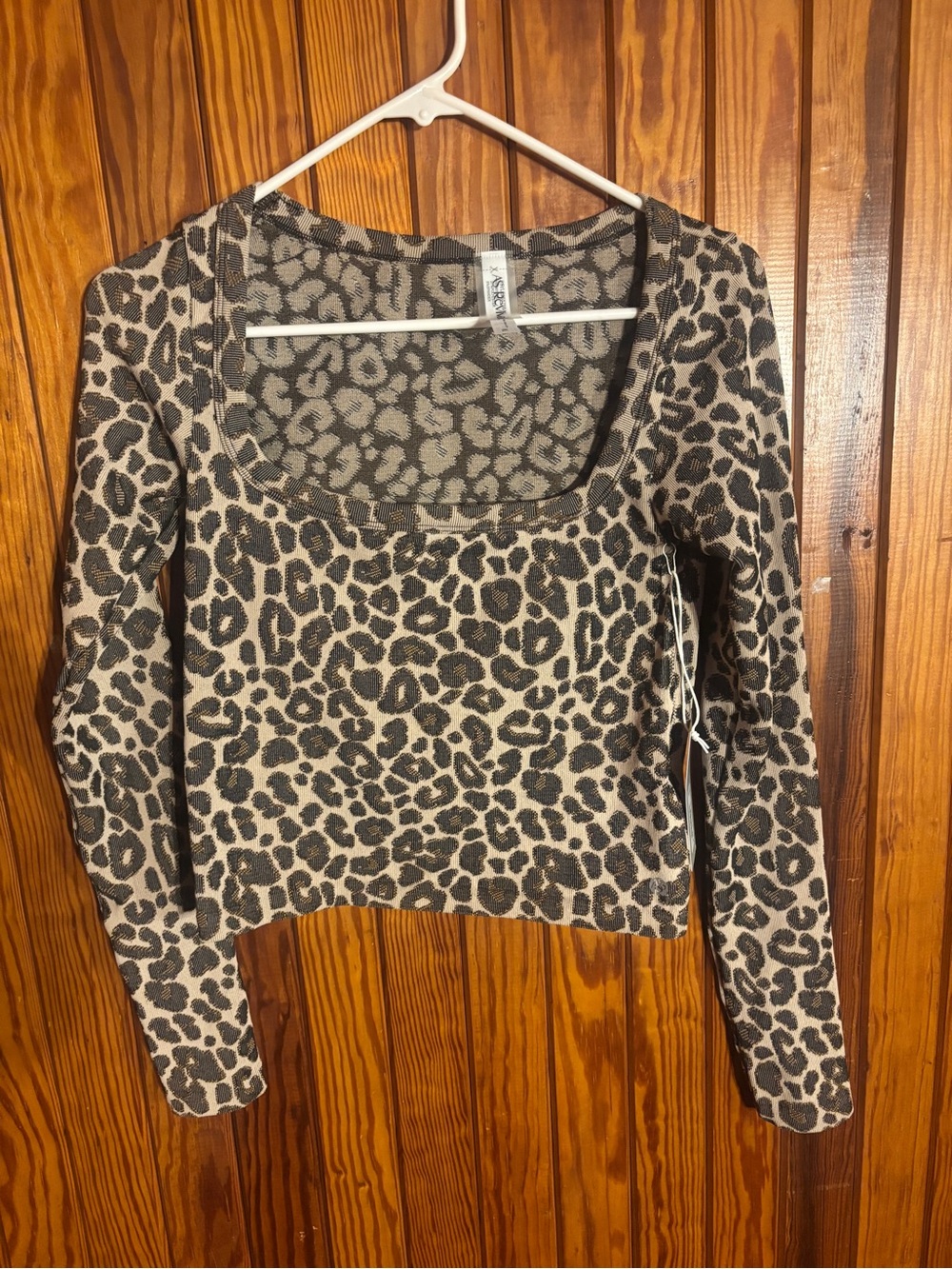 Leopard Scoop-Neck Long Sleeve Top in Taupe and Black